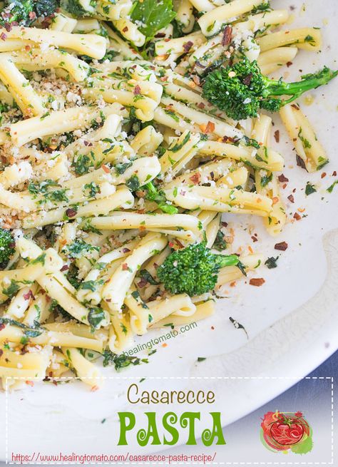 Casarecce Pasta made with Broccolini Rabe. This vegan pasta recipe is made with a rich vegan butter sauce and fresh herbs. Instead of using parmesan cheese, I opted for homemade panko breadcrumbs because its so much more fun to it! Learn more about broccoli, broccolini, and broccolini rabe #pasta #veganfood #vegetarian #rapini #comfortfood #recipes Homemade Panko, Vegan Pasta Recipe, Delicious Entrees, Spring Dishes, Vegetarian Pasta Recipes, Vegan Pasta Recipes, Best Pasta Recipes, Delicious Pasta, Comfort Food Recipes Dinners