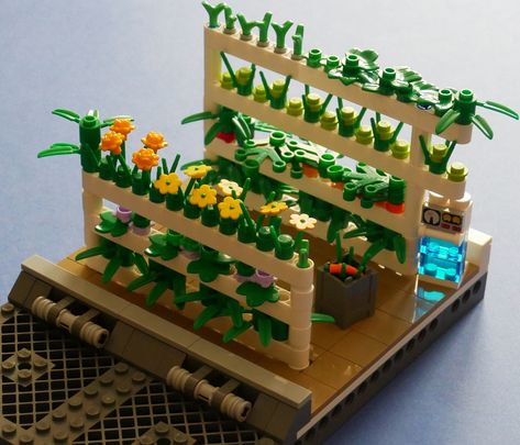 Hydroponics | Hydroponics for the greenhouse section of my h… | Flickr Lego Greenhouse, Legos Sets, Lego Farm, Lego Plants, Lego Techniques, Lego Diy, Lego Creative, Lego Mecha, Lego Room