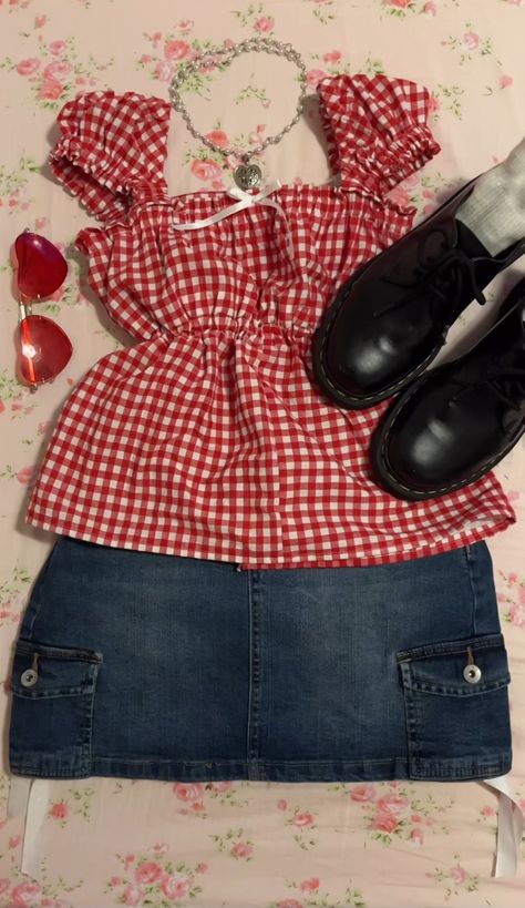 Americana Aesthetic Outfit, Dark Red Style, Strawberry Shortcake Outfits, Americana Outfits, Vintage Americana Aesthetic, Strawberry Outfit, Americana Aesthetic, 4th Of July Outfit, Americana Fashion