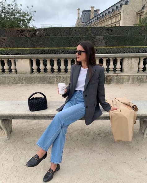 Aesthetic Loafers, Loafers Outfit Ideas, Gucci Loafers Outfit, Loafers With Jeans, Loafers And Jeans, Jeans Blazer Outfit, Loafers Outfits, How To Wear Loafers, Jeans Aesthetic