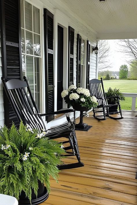 33 Spring Porch Ideas to Freshen Up Your Outdoor Space Porch Topiary Ideas, Front Porch Topiary Ideas, Front Porch Topiary, Spring Porch Ideas, Small Front Porch Decorating Ideas, Porch Topiary, Porch Urns, Topiary Ideas, Small Porch Ideas