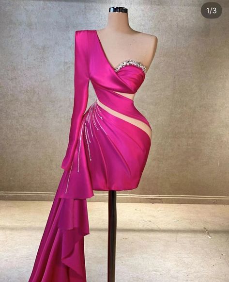 Bad Dresses, Fashion Show Dresses, Classy Gowns, Dinner Dress Classy, Hot Pink Dresses, Gala Dresses, Evening Dresses Elegant, Glam Dresses, Fuchsia Pink