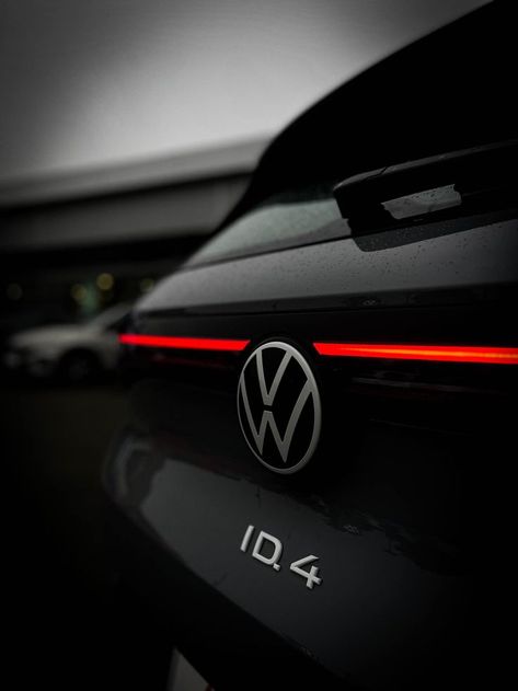 Volkswagen Id4, Vw Id4, Car Obsession, Baby 2024, Volkswagen Vehicles, Sunset Quotes Instagram, Custom Car Interior, Passat Cc, Car Volkswagen