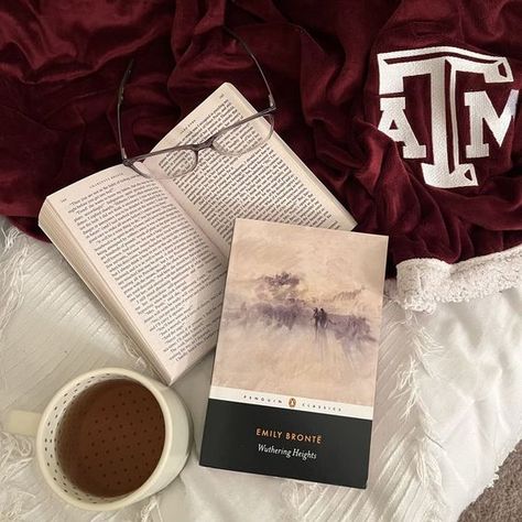 Coffee Book Aesthetic, A&m College Station, Texas A&m University, A&m Football, Aesthetic Studying, Reading Coffee, Gig Em Aggies, College Vision Board, Studying Aesthetic