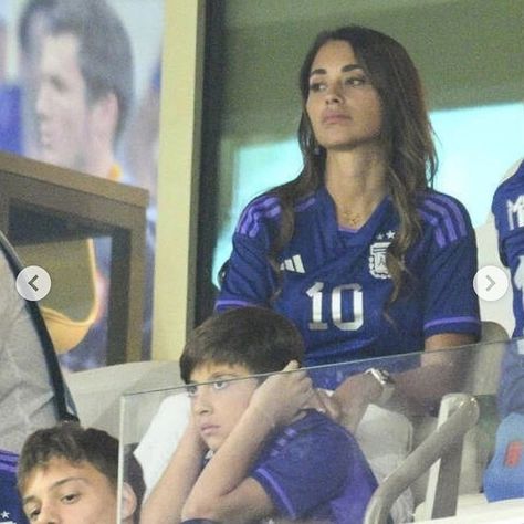 Anto Roccuzzo, Messi And Wife, Antonella Roccuzzo, F1 Wag, Football Wags, Brooklyn Baby, Leo Messi, Fav Celebs, Shakira