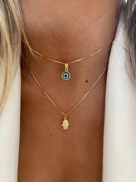 Cute Evil Eye Necklace, Evil Eye Necklace Layering, Third Eye Necklace, Evil Eye Gold Necklace, Evil Eye Necklace Aesthetic, Evil Eye Locket, Evil Eye Jewelry Necklace, Blue Eye Necklace, Good Necklace