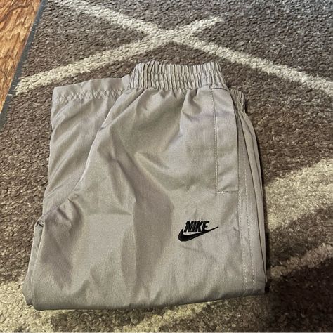 Vintage Nike 2001 To 2006 2t Zipper Pants Never Worn But Washed Once Nike Trackpants, Aesthetic 2024, Nike Bottoms, Zipper Pants, Kids Nike, Vintage Nike, Kids Bottoms, Track Pants, Kids Shop