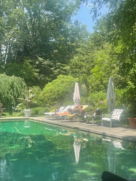 Pool, summer, summer aesthetic, summer 2023, pool day Cottage Backyard With Pool, 70s Pool Aesthetic, Summer Of 85 Aesthetic, Cottagecore Pool, Vintage Pool Aesthetic, By The Pool Aesthetic, Pool House Party, Trips Aesthetic, Pool Day Aesthetic