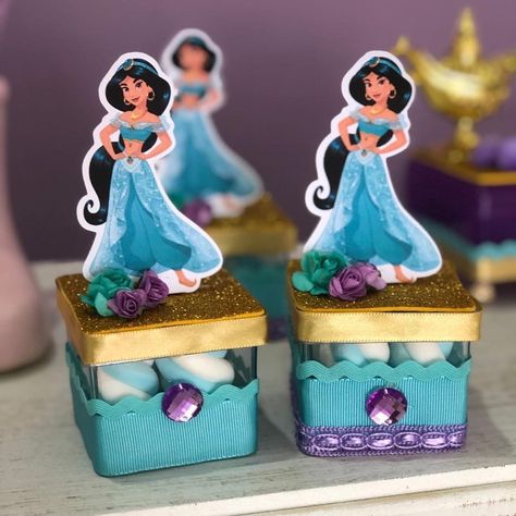 Jasmine Aladin, Princess Jasmine Party, Disney Princess Birthday Cakes, Aladdin Birthday Party, Princess Jasmine Birthday Party, Princess Jasmine Birthday, Aladdin Party, Jasmine Party