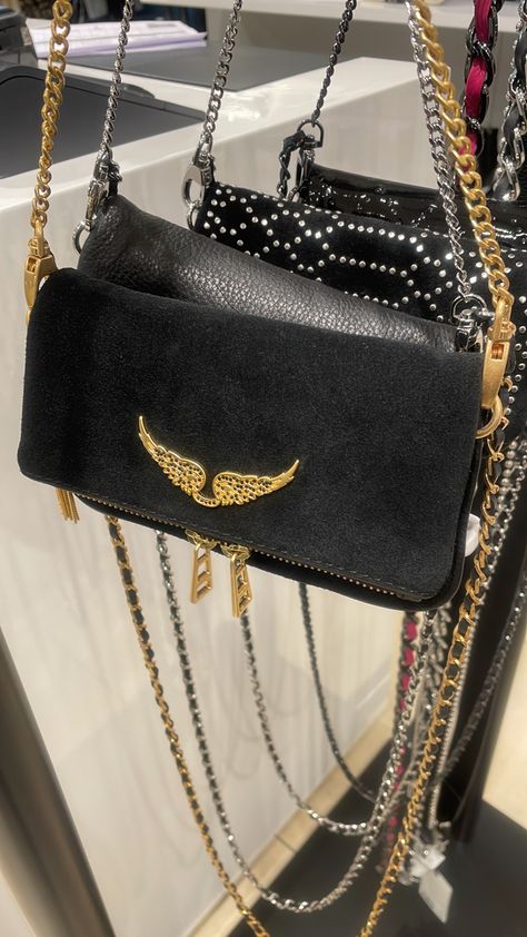 Zadig And Voltaire Bag Gold, Brunette Aesthetic, My Style Bags, Handbag Essentials, Bags Aesthetic, Pretty Bags, Cute Comfy Outfits, Zadig And Voltaire, Birthday Photoshoot