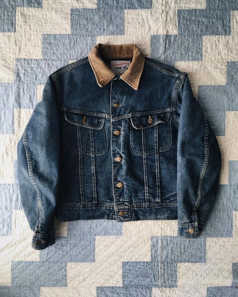 VELOUR on Instagram: “Smaller size Lee Storm Rider up for grabs. Nice and dark. DM for details.” Cowboy Fashion, Mens Vest Fashion, Rider Jacket, Classy Outfits Men, Denim Inspiration, Riders Jacket, Denim Wear, Men Stylish Dress, Lee Denim