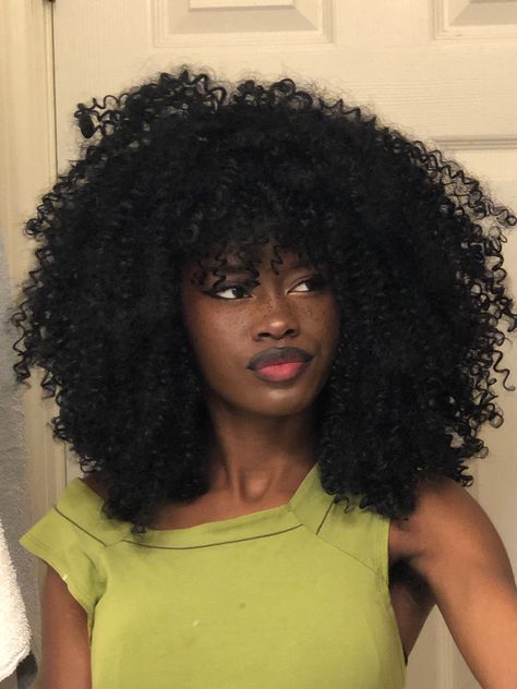 Poofy Hair Black Women, Layered Natural Hair, Afro With Bangs, Afro Latina Face Claim, Big Afro Wigs For Black Women, 80s Big Hair Black Women, Big Afro Hair Aesthetic, Poofy Hair, Afro Latina