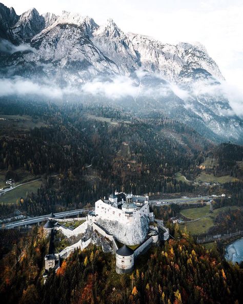 Mount Everest, Austria, The Good Place, Instagram Images, How To Look Better, Castle, Germany, Natural Landmarks, Instagram Posts