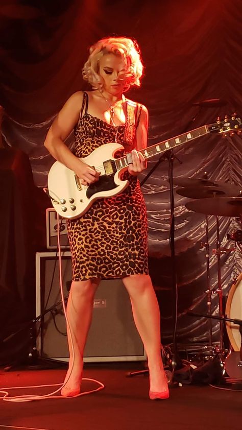 80s Heavy Metal Aesthetic, Heavy Metal Aesthetic, 80s Heavy Metal, Samantha Fish, Fish Dress, Photography Movies, Women Of Rock, Guitar Girl, Female Guitarist