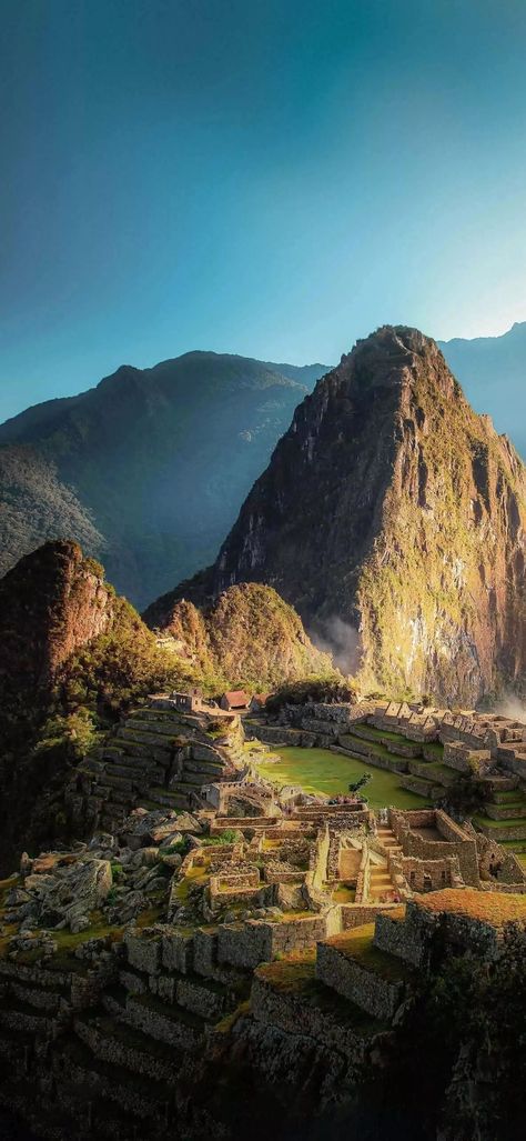 Machu Picchu, Peru Machu Picchu Photography, Beautiful Bird Wallpaper, Machu Picchu Peru, Fairy Queen, Sacred Valley, Exotic Places, Historical Place, Ancient Ruins, Machu Picchu