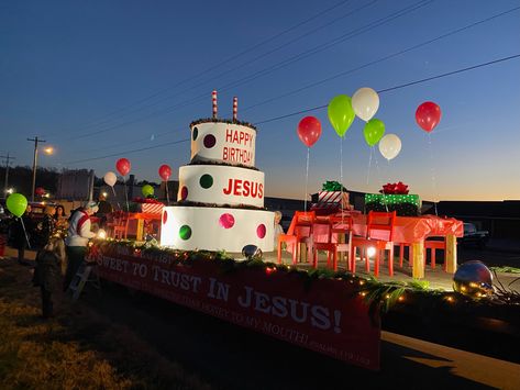 Christmas Church Float Ideas, Christian Christmas Parade Float Ideas, Christian Christmas Float Ideas, Christian Parade Float Ideas, Church Float Ideas For Parade, Church Christmas Parade Float Ideas Diy, Christmas Car Decorations For Parade, Christmas Light Parade Float Ideas, Diy Christmas Float Ideas