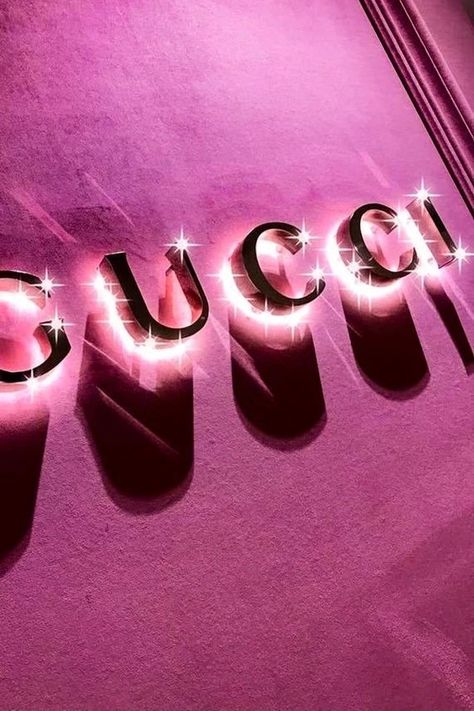 GUCCI Pink Rich Girl Aesthetic, Pink Shopping Aesthetic, Rich Girl Aesthetic Wallpaper, Girl Aesthetic Wallpaper, Pink Money, Money Background, Glitter Phone Wallpaper, Boujee Aesthetic, Baddie Style