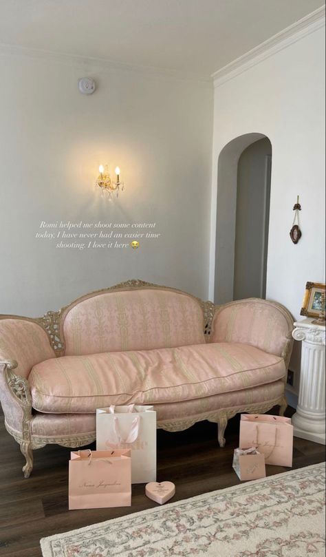 Pink French Apartment, Pink Victorian Couch, Pink Couch, Aesthetic Bedroom Ideas, Girly Room, Room Makeover Bedroom, 4k Followers, Décor Diy, Apartment Inspiration