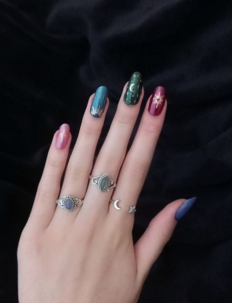 Sun And Moon Nails Simple, Whimsical Goth Nails, Nail Ideas Gems, Whimsy Goth Nails, Whimsigoth Nails, Whimsical Nails, Hxh Oc, Spooky Nail, Whimsical Goth