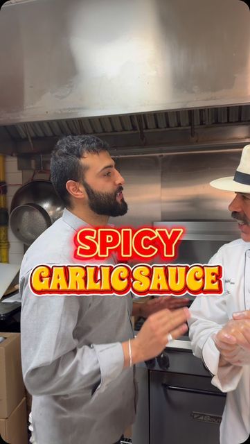 Arab Restaurant, Spicy Garlic Sauce, Shawarma Grill, Garlic Sauce, Sauce Recipes, Food Hacks, The Magicians, Soups, Garlic