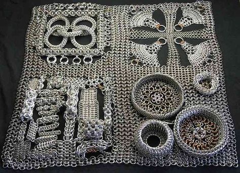 Alpha Project Quilt Patch - Theme Contest #3 entry Metal And Textile Art, Armour Jewellery, Chainmail Weaves, Knight Core, Chainmaille Jewelry Patterns, Chain Maille Patterns, Scale Maille, Chainmail Patterns, Noahs Arc