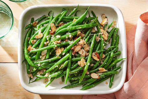 Green Beans Amandine Are the Side Dish We Can't Stop Making Green Beans Amandine, Thanksgiving Green Bean Recipe, Thanksgiving Green Bean, Green Bean Recipe, Green Beans With Almonds, Roasted Root Veggies, Easy Breakfast Brunch, Carmelized Onions, Bean Recipe