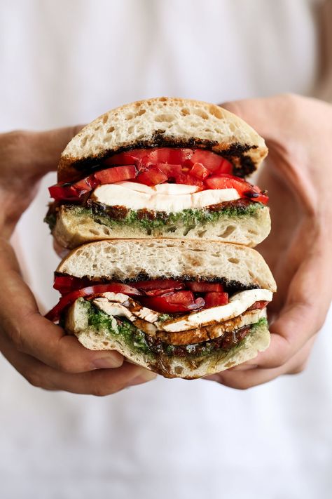 Veggie Sub Sandwich, Heirloom Tomatoes Recipes, Tomato Mozzarella Sandwich, Heirloom Tomato Recipes, Mozzarella Caprese, Tomato And Mozzarella, Mozzarella Sandwich, Caprese Sandwich, Marinated Tomatoes