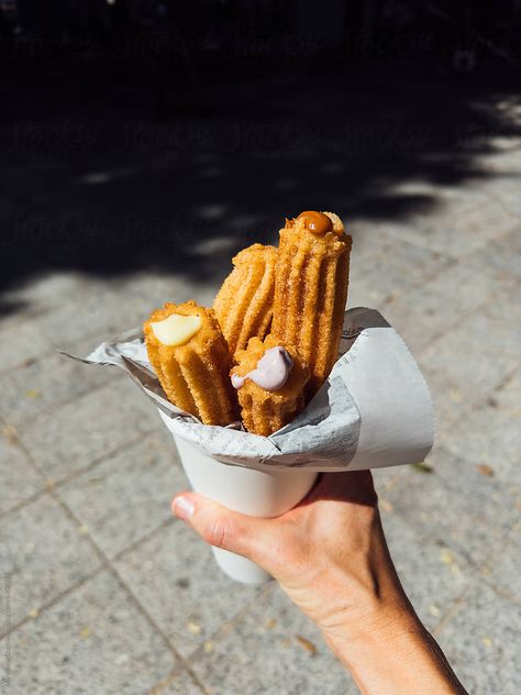 Filled churros street food at Latin American Flags at Hola Festival during Hispanic Heritage Month in Uptown Charlotte, North Carolina, USA. European Street Food, Mexican Street Food Vendor, Latin American Flags, Filled Churros, Street Food Aesthics, Street Food Videos Around The World, Thailand Food Street, American Flags, Hispanic Heritage Month