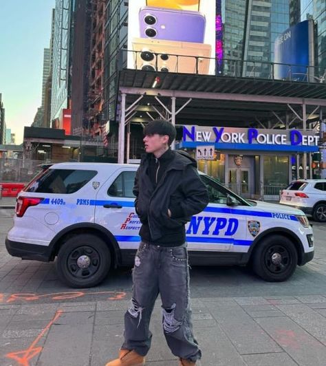 Timberland Outfits Hombres, Timberland Outfits, New York Police, Police Dept, Aesthetic Guys, The New Yorker, High Fashion Street Style, Instagram Foto, Instagram Story