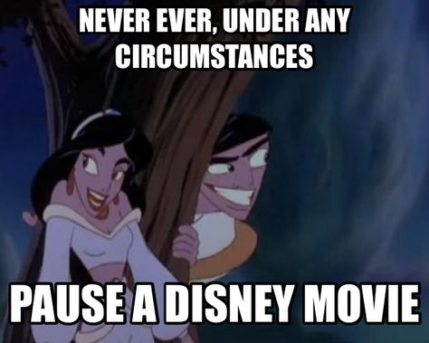 Never pause a Disney movie Disney Paused, Paused Disney Movies, Funny Disney Memes, Funny Disney Jokes, Funny Disney, Wallpaper Disney, Humor Hilarious, Disney Jokes, Memes Humor