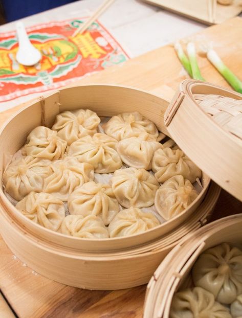 Xiao Long Bao, Soup Dumplings, Dumpling Wrappers, How To Cook Mushrooms, Hot Soup, Foodie Recipes, Ground Pork, Appetizer Snacks, Dumplings