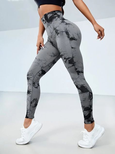 Yoga Trendy Tie Dye Scrunch Butt Wideband Waist Sports Leggings | SHEIN USA Tye Dye Leggings, Ideal Body, Grey Pattern, Yoga Studio, Sports Leggings, Tie Dye, Ralph Lauren, Dye, High Waisted