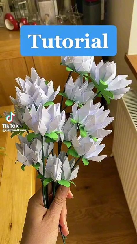 Cute Origami Tutorial Videos, Detalles Aesthetic, Cute Origami, Folding Origami, Diy Aesthetic, Instruções Origami, Kraf Diy, Pinterest Diy Crafts, Handmade Paper Crafts