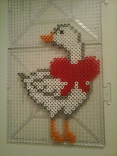 Goose perler beads Goose Perler Bead Pattern, Goose Pixel Art, Hamma Beads Ideas, Hama Beads Design, Diy Perler Bead Crafts, Perler Crafts, Beadwork Designs, Hama Beads Patterns, Diy Perler Beads