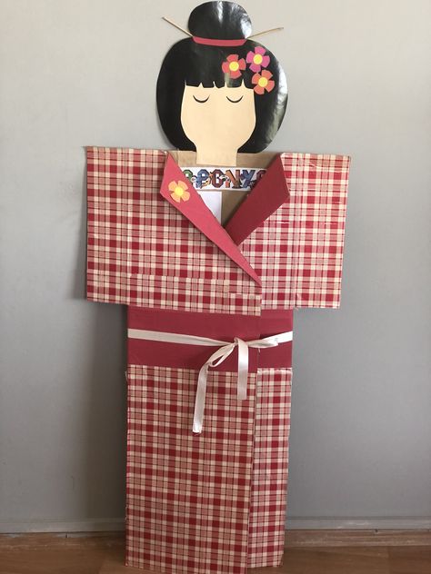 Japan School Project, Around The World Crafts For Kids, Chinese Party, Chinese Theme, Cherry Blossom Painting, Japan Crafts, English Projects, Japanese Decor, Kids Study