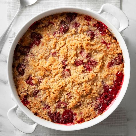 Raspberry Recipes Healthy, Raspberry Crisp, Vegan Apple Crisp, Raspberry Crumble, Homemade Fajita Seasoning, Raspberry Recipes, Blueberry Crumble, Crumble Recipe, Apple Crisp Recipes