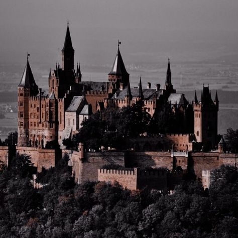 royalcore aesthetic • royal aesthetic • castle aesthetic • elegant castle • The Selection series • Germany • German castle Aesthetic Castle Exterior, Royal Aesthetic Castle, Ilvermorny Aesthetic, Dark Academia Castle, Aesthetic Castle, Aesthetic Royal, Royalcore Aesthetic, Castle Exterior, Hohenzollern Castle