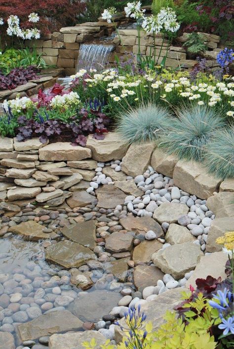 A fantastic use of rockery stone and cobbles to create this beautiful water feature. Modern Rockery Garden Ideas, Rockery Ideas, Backyard Fountain, Rockery Garden, Garden Pond Design, Fountains Backyard, Exquisite Gardens, Rock Garden Design, Pond Landscaping