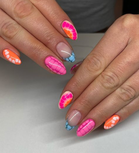 I love blooming gel - - #nailtech #nails #geloverlay #promnails #nailtech #nails #nailart #summernails #fallnails #nailart #summer #brightnails #cutenails #summernailinspo #nailinspo #utahnails #nailideas #woodscross #bountiful #smallbuisness #halloweennails #handpainted #bountifulnailsalon #woodscrossnailsalon #woodscrosssalon #bows #thanksgivingnails #christmasnails #holidaynails Cute Beach Nail Designs, Bloom Gel Nails, Blooming Gel Designs, Fun Vacation Nails, Blooming Nail Art, Vacation Nail Ideas, Blooming Gel Nails, Blooming Gel Nail Art, Blooming Nails