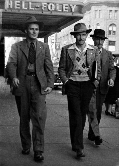 "Angus Galbraith wearing the argyle sweater. My Dad and Shona’s grandad. He later became one of the 1st group of mariners to form the BC Pilots Association and piloted many ships safely through our BC waters. A great compassionate, funny, brave man, dearly loved by all his family" c.1950s | Foncie's Fotos 1950 Mens Fashion Casual, Tumnus Costume, 1950s Fashion Menswear, 50s Mens Fashion, 1960s Fashion Mens, 1960s Men, 1950s Men, 1930s Men, 1950s Mens Fashion