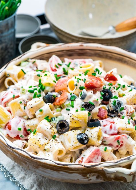 Chicken Ranch Pasta Salad, Ranch Salad Recipes, Pasta Salad Dressing Recipe, Classic Pasta Salad, Chicken Ranch Pasta, Cold Pasta Salad Recipes, Chicken Ranch, Ranch Salad, Jo Cooks