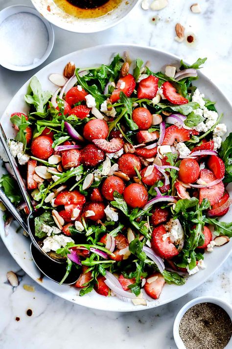 This healthy strawberry and arugula salad with balsamic vinaigrette dressing gets even sweeter with watermelon that's topped with feta cheese and nuts. Salad With Strawberries And Feta, Strawberry Arugula Salad, Watermelon Arugula Salad, Simple Balsamic Vinaigrette, Salad Strawberry, Mediterranean Orzo Salad, Salad With Strawberries, Strawberry Feta, Summer Fruit Recipes