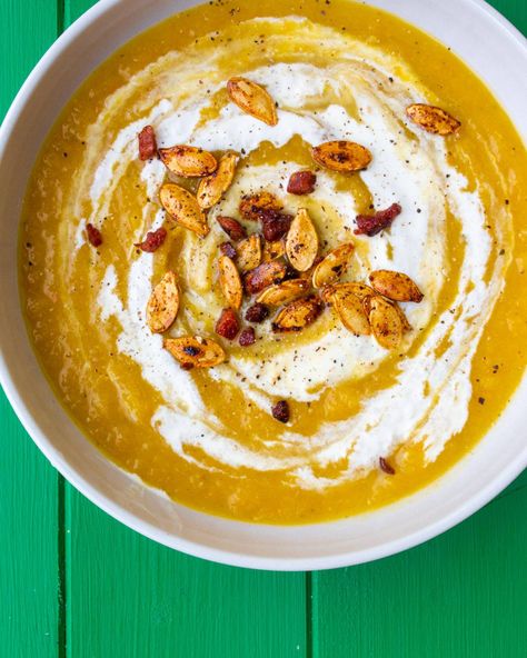 Creamy Pumpkin Soup with Maple glazed Bacon & Pumpkin Seeds Maple Glazed Bacon, Creamy Pumpkin Soup Recipe, Creamy Pumpkin Soup, Pumpkin Syrup, Healthy Budget, Freezer Friendly Meals, Maple Pumpkin, Pumpkin Soup Recipe, Healthy Comfort