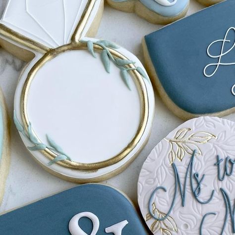 Diamond Ring Cookies Decorated, Ring Cookies Decorated, Ring Cookies, Engagement Cookies, Bridal Cookies, Bridal Shower Cookies, Have A Great Weekend, Cookies Decorated, Iced Cookies