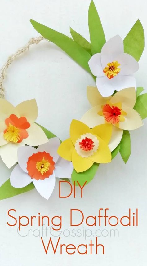 DIY Spring Daffodil Wreath – Home and Garden Daffodil Wreath, Daffodil Photography, Daffodil Craft, Daffodil Bouquet, Spring Flower Crafts, Daffodil Day, Paper Flower Wreaths, Colorful Wreath, Spring Projects