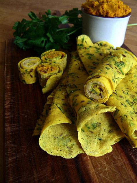 Chickpea Flour Pancakes, Chickpea Flour Recipes, Chickpea Pancakes, Vegetarian Kids, No Flour Pancakes, Flour Pancakes, Ayurvedic Recipes, Chickpea Recipes, Chickpea Flour