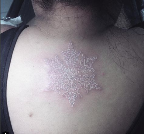 White Snowflake Tattoo, Frost Tattoo, Tattoo On Face, Snowflake Tattoos, Snowflake Tattoo, Winter Tattoo, Snow Tattoo, Tattoo White, Snow Flake Tattoo