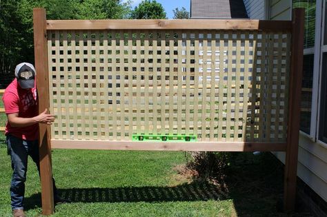 Diy Lattice Privacy Screen, Lattice Privacy Screen, Backyard Privacy Screen, Hot Tub Privacy, Yard Privacy, Diy Privacy Screen, Outdoor Privacy Screen, Lattice Screen, Patio Privacy Screen