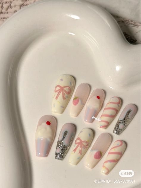 Pink Nails With Bow, Light Pink Aesthetic, Nails Coquette, Aesthetic Nail, Fake Nails Designs, Asian Nails, Hippie Nails, Trendy Products, Casual Nails