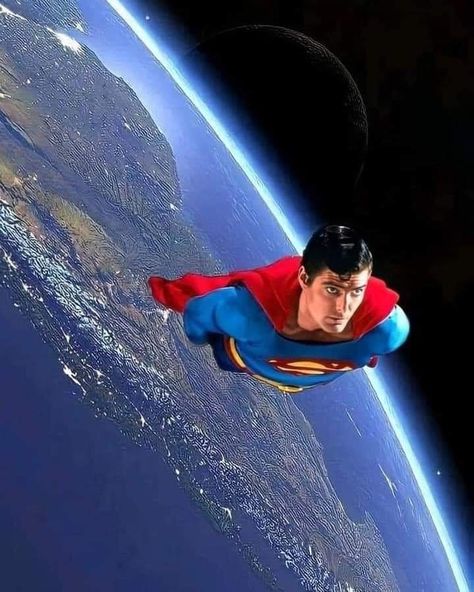 Superman Super Site on Twitter: "Epic shot of Christopher Reeve, the Superman of my generation. 💙💛❤️… " Superman Art Wallpaper, Superman Christopher Reeve, Superman Live Wallpaper, Superman Photos, Superman Vs Batman, Christopher Reeve Superman, Superman Film, Superman Pictures, Superman Gifts